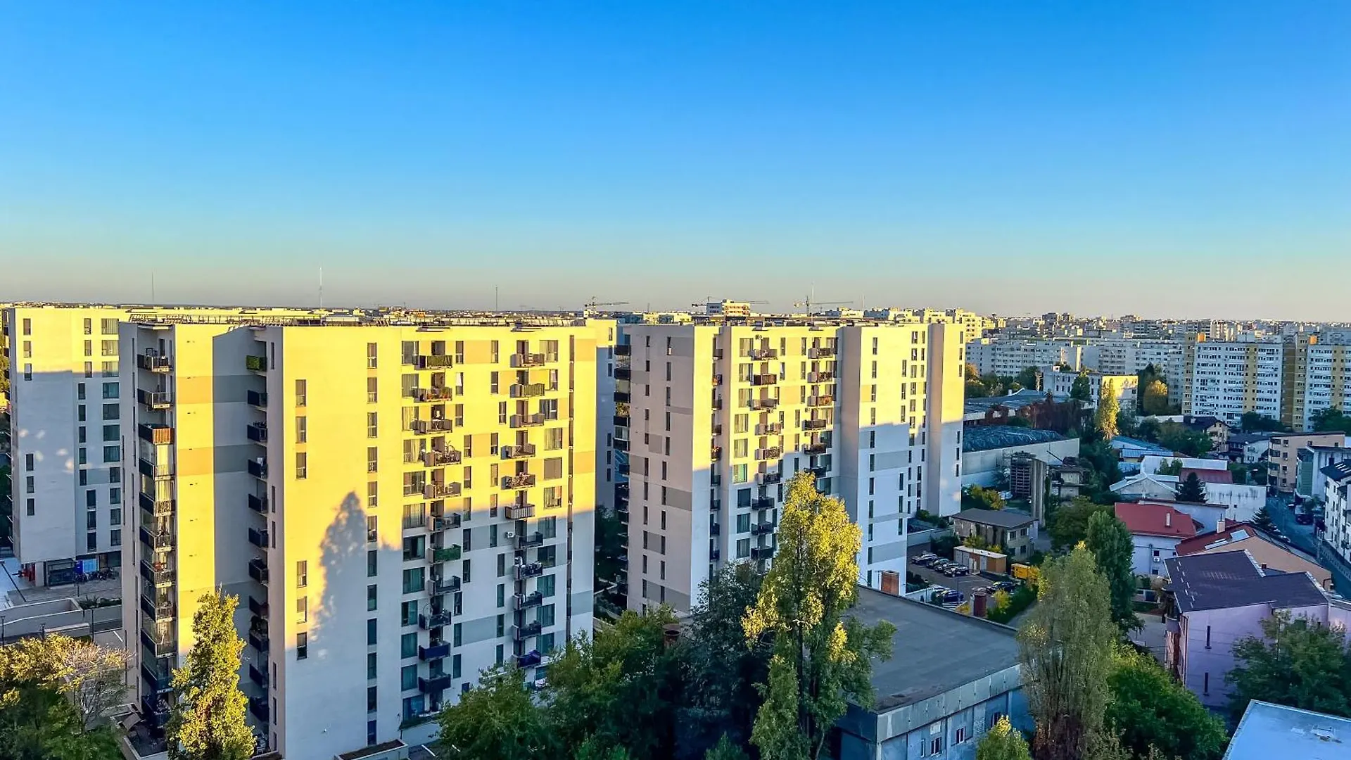 Cloudscape Apartment Near National Arena & Mega Mall Bucarest Rumanía