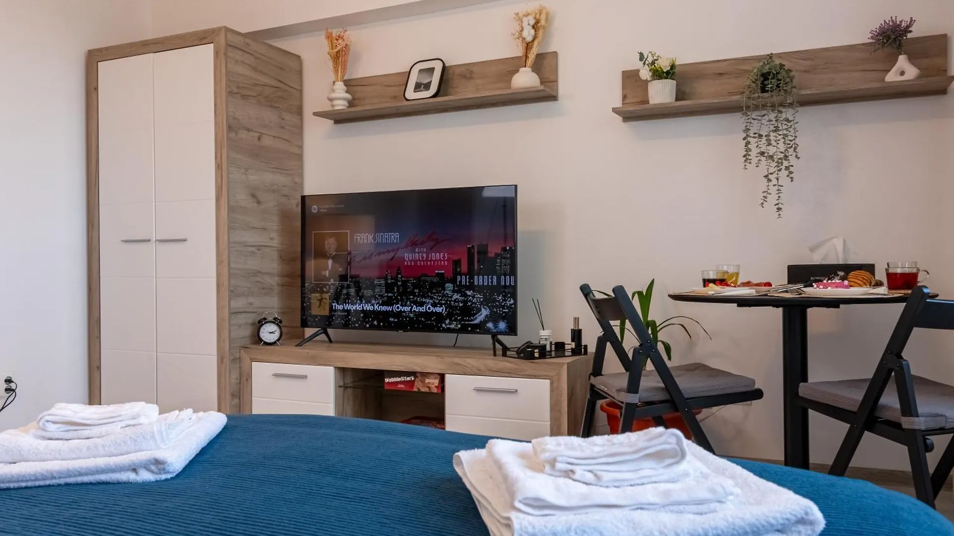 Cloudscape Apartment Near National Arena & Mega Mall Bucarest